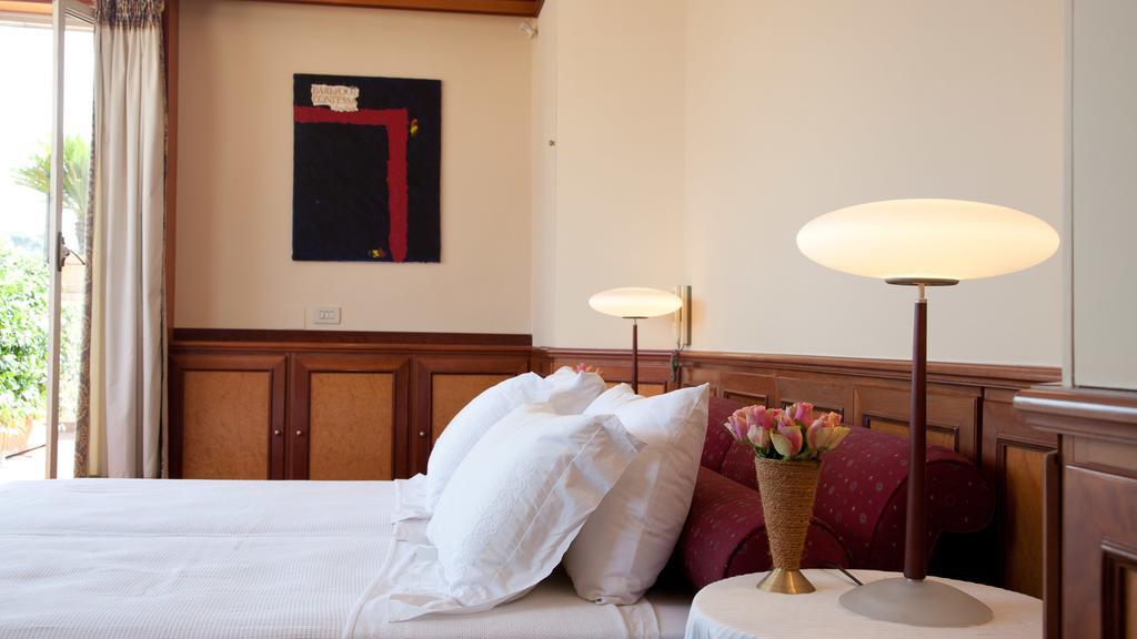 Rental In Rome - Fontana Di Trevi Penthouse المظهر الخارجي الصورة